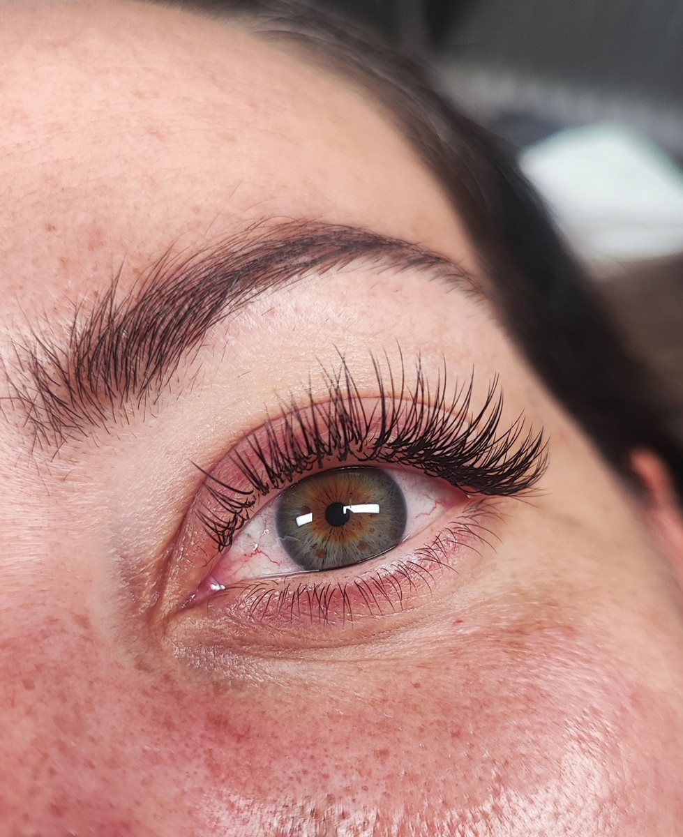 Wimpernverlängerung Klassik 1:1 – natürlicher Look